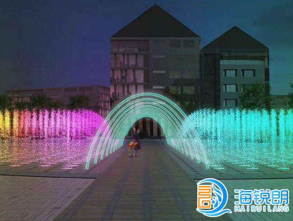 广场彩色喷泉